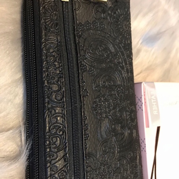 Wallet - Picture 5 of 7